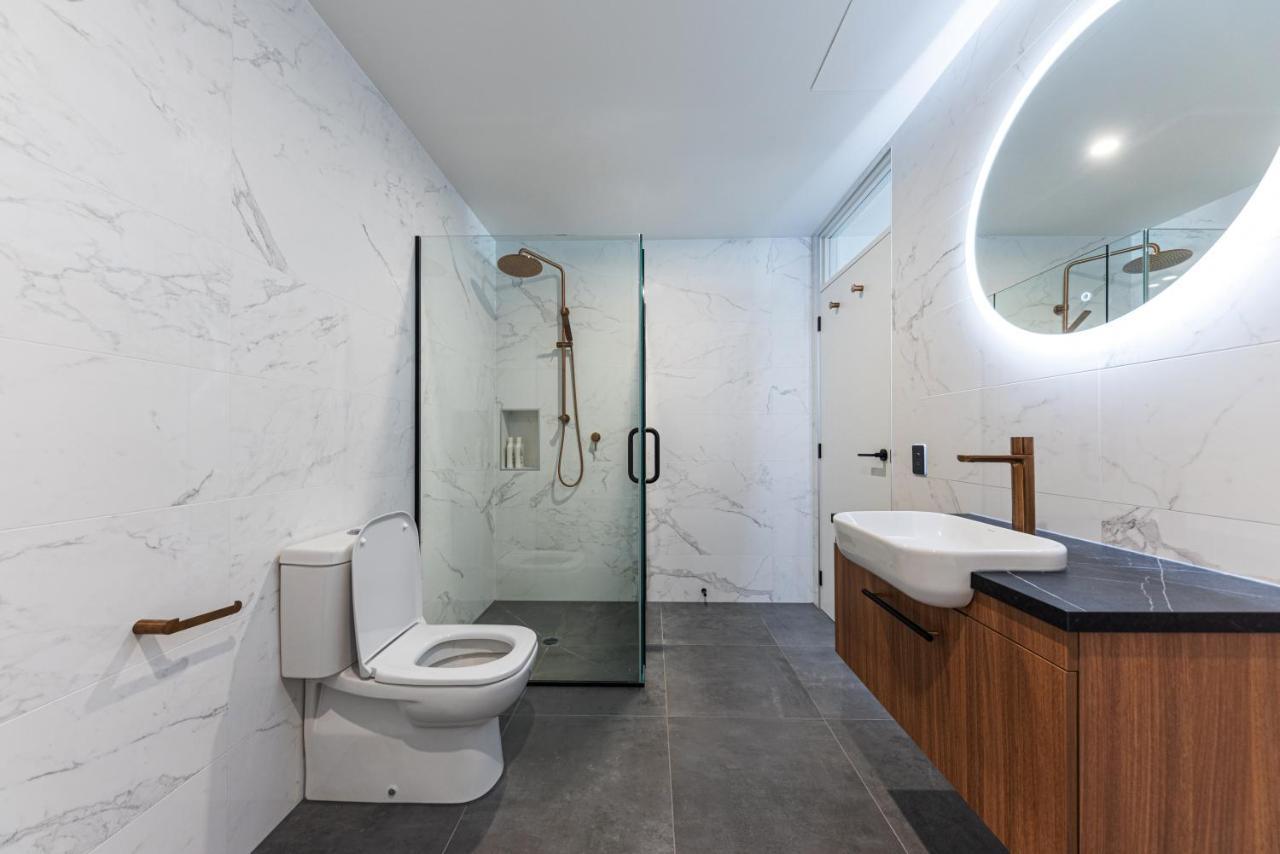 Galaxy Boutique Hotel 레이크 테카포 외부 사진 Bathroom
