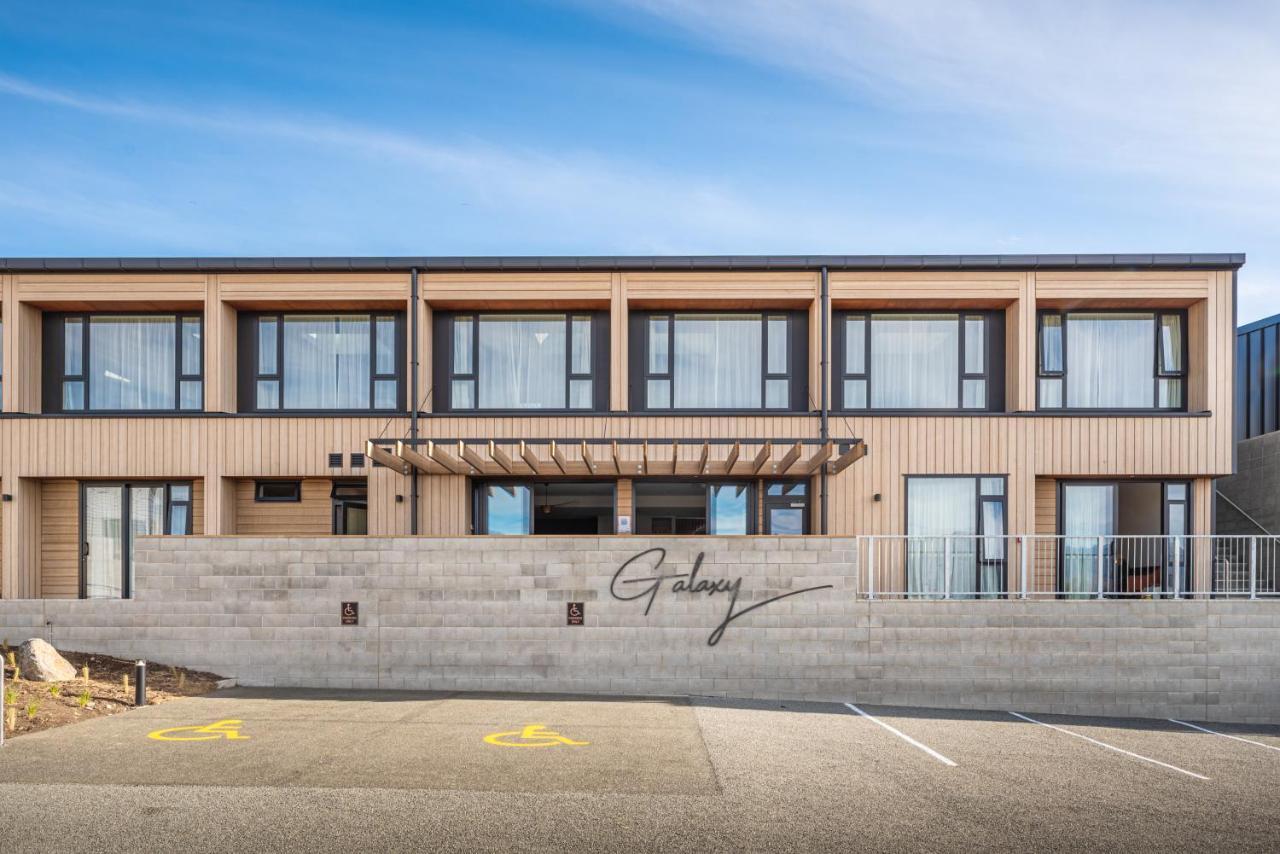 Galaxy Boutique Hotel 레이크 테카포 외부 사진 Galaxy Studios